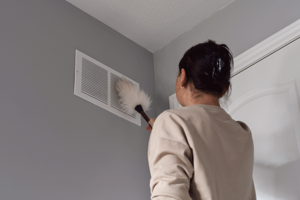 Cleaning vents